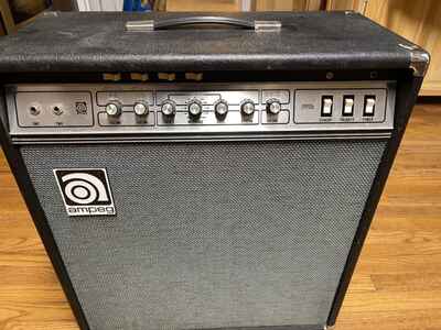 Vintage AMPEG VT-40 Tube Amp 4 10?? Speakers  2 channel 60 watts w / Reverb Excell