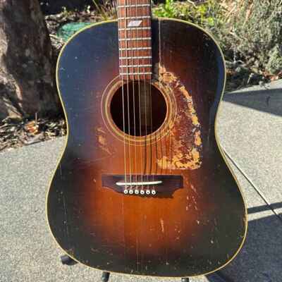 Epiphone 60s Texan Vintage Acoustic Guitar w /  Case (Pre-Owned)