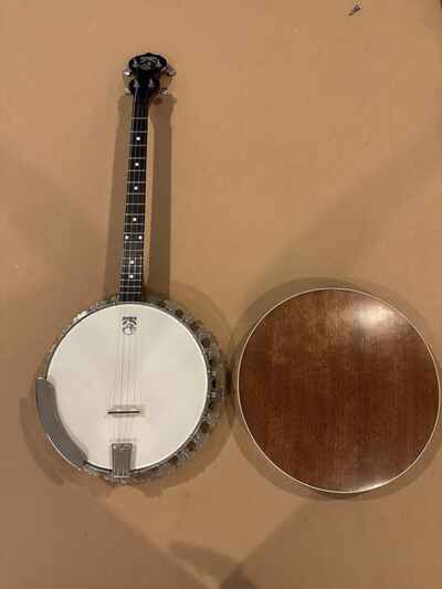 Deering Boston, 19 Fret, 4 String, 1995 Tenor Banjo with Case