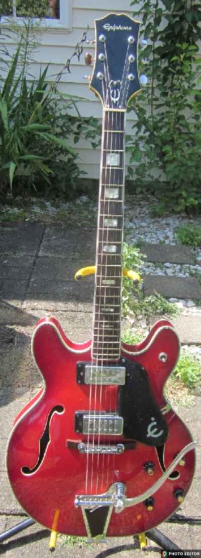 Vintage Epiphone EA-250 with Vibrato Tailpiece 1972 - 1974 - Cherry