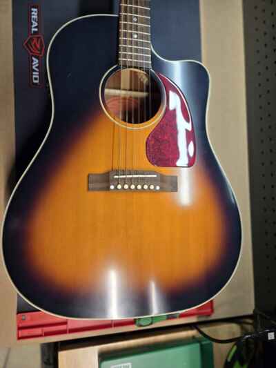 Epiphone Inspired by Gibson J-45 EC