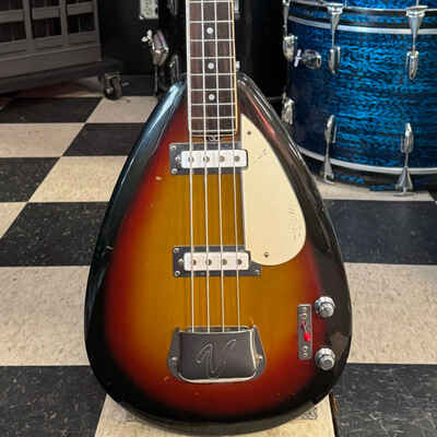 Vox Mark IV ??Tear Drop?? Bass Mid-1960s - Sunburst