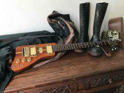Kay Rifle Guitar, K45, Austin Hatchet, 1981, Korea, superb, neck thru, YouTube