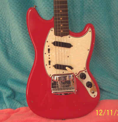 1964 Red Fender Mustang Pre CBS Electric Guitar Clay Dots original July 64 Rare