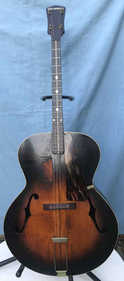 Antique Vintage Tenor archtop guitar Gibson Cromwell (1930s)