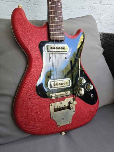 Klira Ohio Triumphator Electric Red Vinyl German Vintage E-Guitar From 1960