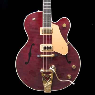 Gretsch G6122-1959 Nashville Classic Hollow Body with Bigsby, Walnut, Hardshell