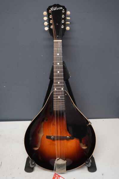 Vintage 1940 Gibson Mandolin