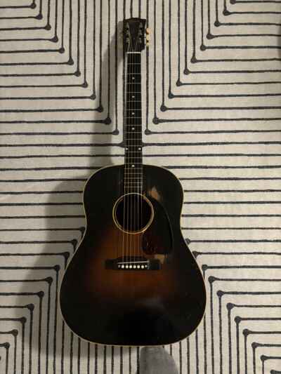 1953 Gibson J45 Acoustic Guitar - Original Case - Vintage