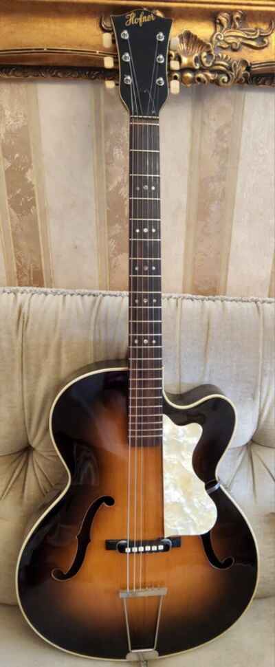 Höfner Archtop Jazz Gitarre