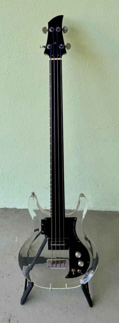 Vintage 1970s Dan Armstrong Fretless Bass Rare Black Pickguard Near Mint