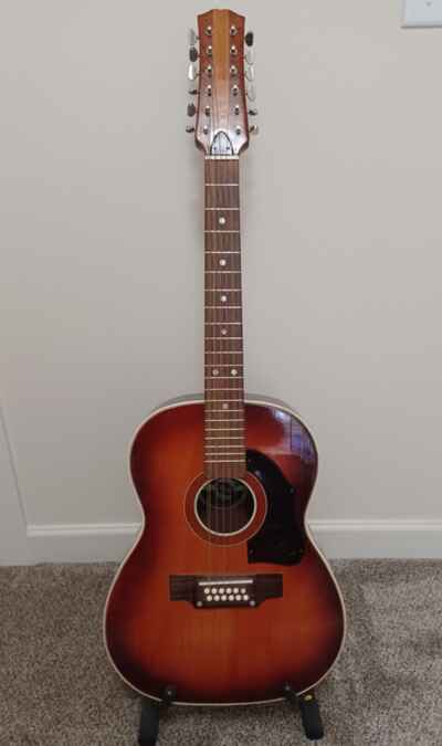 Vintage Hoyer 12-String Guitar in Very Good Condition