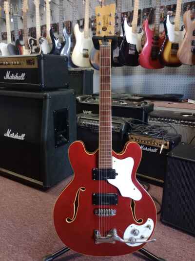 Mosrite Celebrity III Vintage 1968 Cherry W / Tremolo   FREE SHIPPING