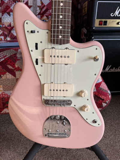 Fender American Vintage 1962 Jazzmaster Shell Pink With Matching Headstock