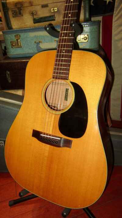 Vintage 1975 Martin D-18 Natural w /  FRAP pickup and Original Hardshell Case