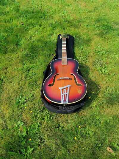 Arnold Hoyer Meisterklasse, Jazzgitarre, Schlaggitarre, Archtop