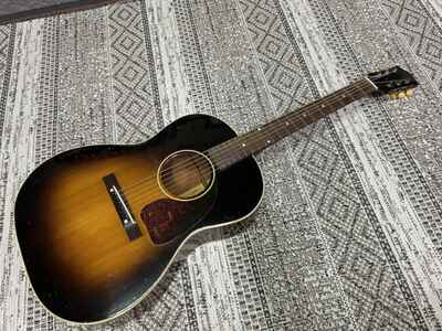 Nice 1951 Gibson LG-2 Vintage Acoustic Guitar Sunburst w / Case