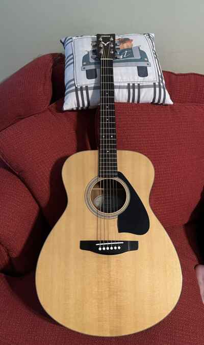 Yamaha FS 310 Acoustic-Rare Bird Emblem -Great Player-Low Action-Made In Taiwan