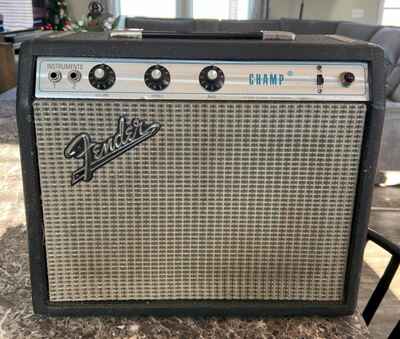 Vintage Fender Champ Amplifier All Original In Good Condition