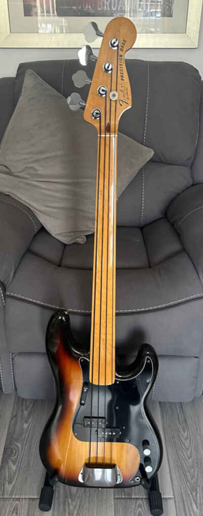 Fender Precision Fretless 1979-81