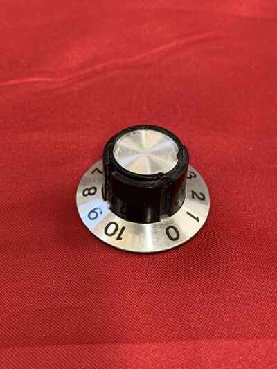 1970s USA GIBSON GA Series Guitar /  Bass  Amp AMPLIFIER Vintage Knob Part