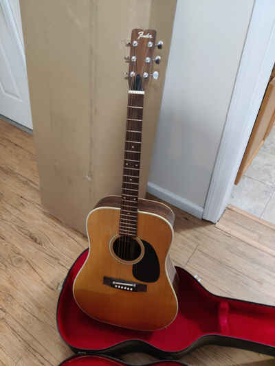 Vintage Fender F-65 acoustic guitar Made in Japan With Gibson Case