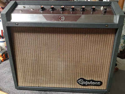 Vintage 1964 Epiphone EA-28RVT  Pathfinder small tube combo amp