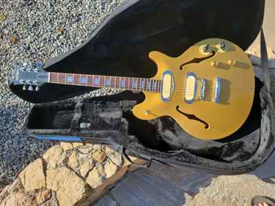 Ventura F Hole Electric Lqqk Lp Signature Style