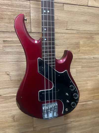 Gibson Victory Artist Active 4- string Bass -1981 Candy Apple Red w / Non OHSC