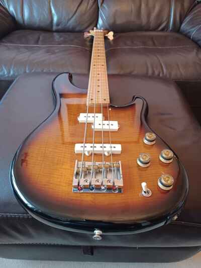 Ibanez Roadstar Bass Guitar - RS824 Made in Japan in 1981 - Brown Sunburst