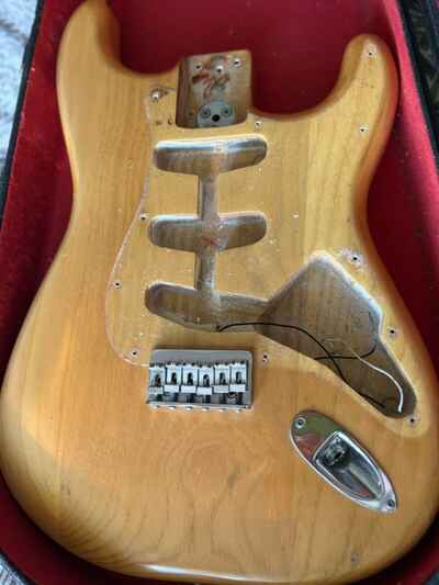 Fender Stratocaster 1975  USA Vintage Natural Body Original 70??s