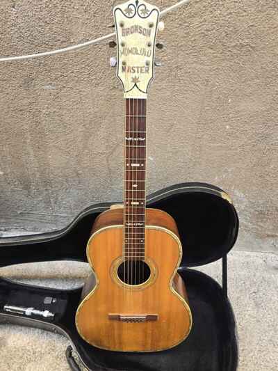 Vintage 1930S Honolulu Master Acoustic Guitar