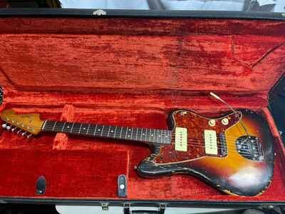 VINTAGE 1962 FENDER ALL ORIGINAL JAZZMASTER GUITAR