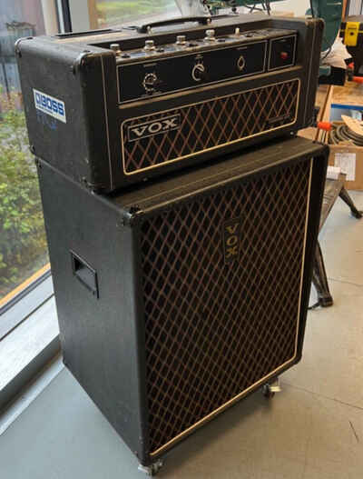 Vox Foundation 100W Bass Amp + 18" Vox Foundation Speaker Cabinet (1970s / 60s)