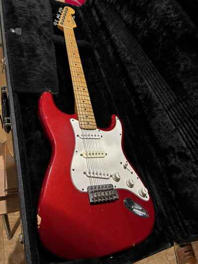 1993 Fender Stratocaster MIM Vintage w /  Hardshell Case