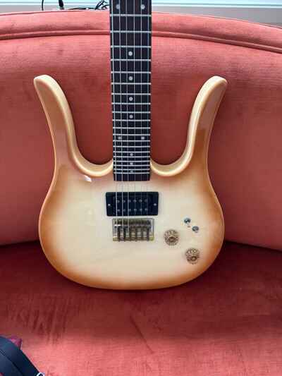 1968 Hondo electric guitar