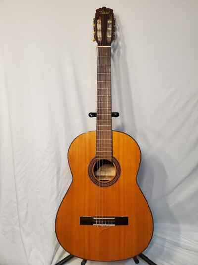 Tokai 7645 Vintage 1970s Classical Guitar Acoustic Model Made In Japan w /  Case