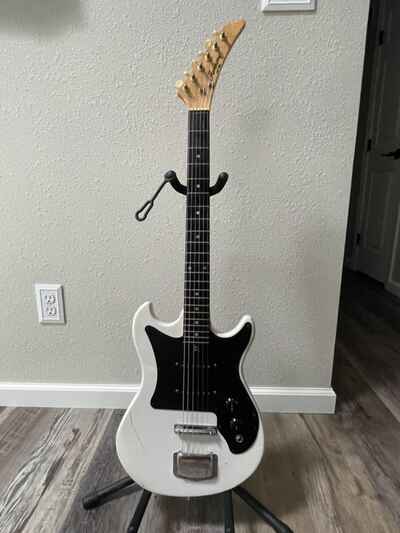 Harmony H803 Electric Guitar - Early 1980??s