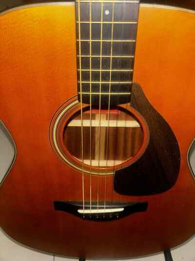 Yamaha FSX5 Vintage Natural Acoustic Guitar?? With Pickup In Excellent Condition