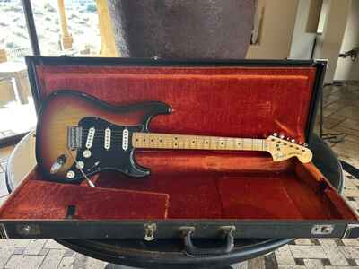 1972 Fender Stratocaster Sunburst Vintage Guitar