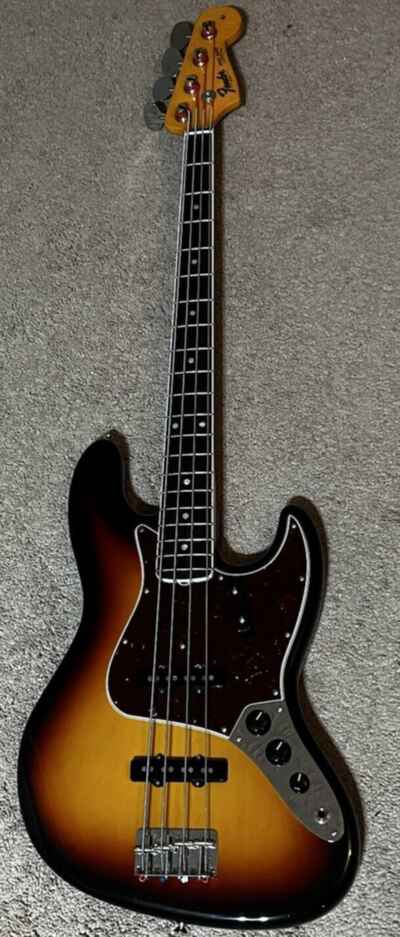 Fender American Vintage II 1966 Jazz Bass 4-String Bass Guitar 3-Color Sunburst