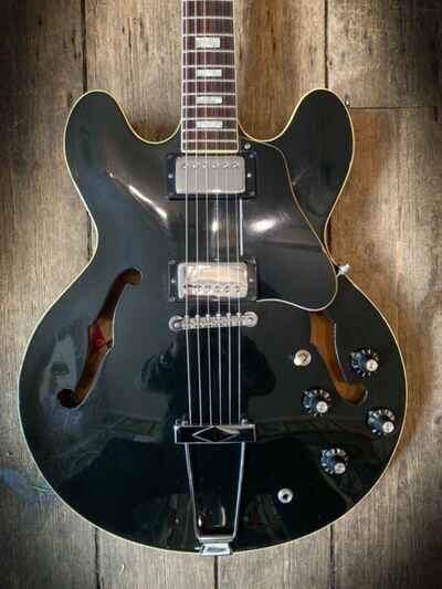 1970-72 GIBSON ES335 in factory Black comes with original hard shell case