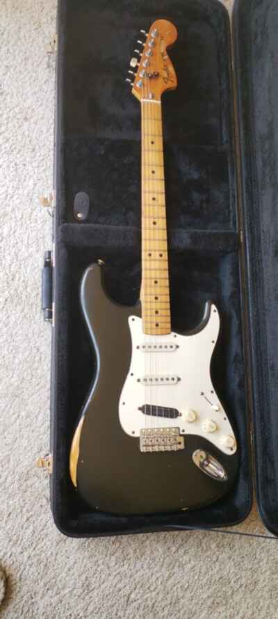 1979 Fender Stratocaster - Blackie
