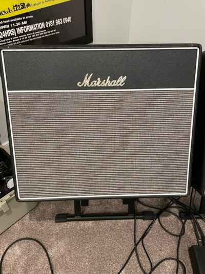 Marshall 1974X 18 watt Hand Wired Guitar Amp with 1974CX extension cabinet