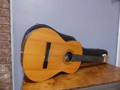 Segovia Valencia Spain Vintage 60s 70s Classical Acoustic Guitar w /  Case