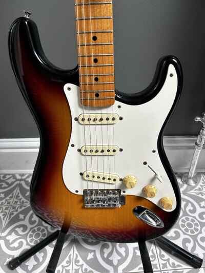 Tokai ST-50 Springy Sound Stratocaster  3 Color Sunburst Made in Japan 1981