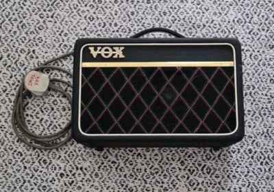 VOX ESCORT BUSKERS 70s AMP