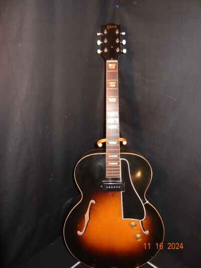 BEAUTIFUL 1952 Gibson ES-150 Archtop Guitar