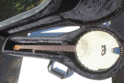 FAIRBANKS VEGA 5-STRING STYLE N BANJO & HARD CASE