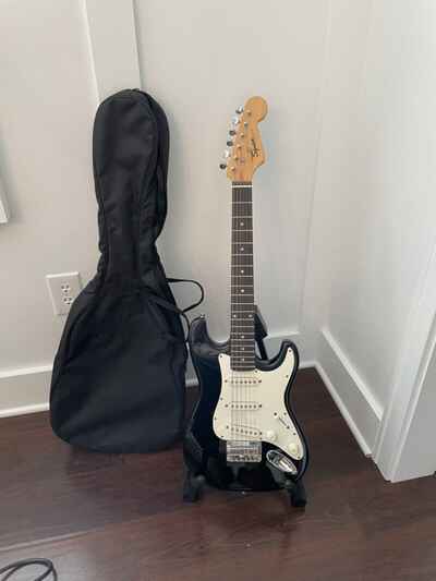 Vintage Black Fender Squier Mini Stratocaster Guitar With Case FREE SHIP!